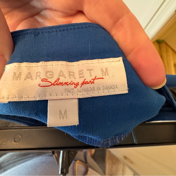 Margaret M Blue Slimming Pencil Skirt – Size Medium - Picture 3 of 5